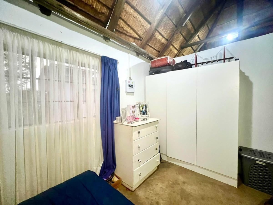 6 Bedroom Property for Sale in Wilgeboom A H North West